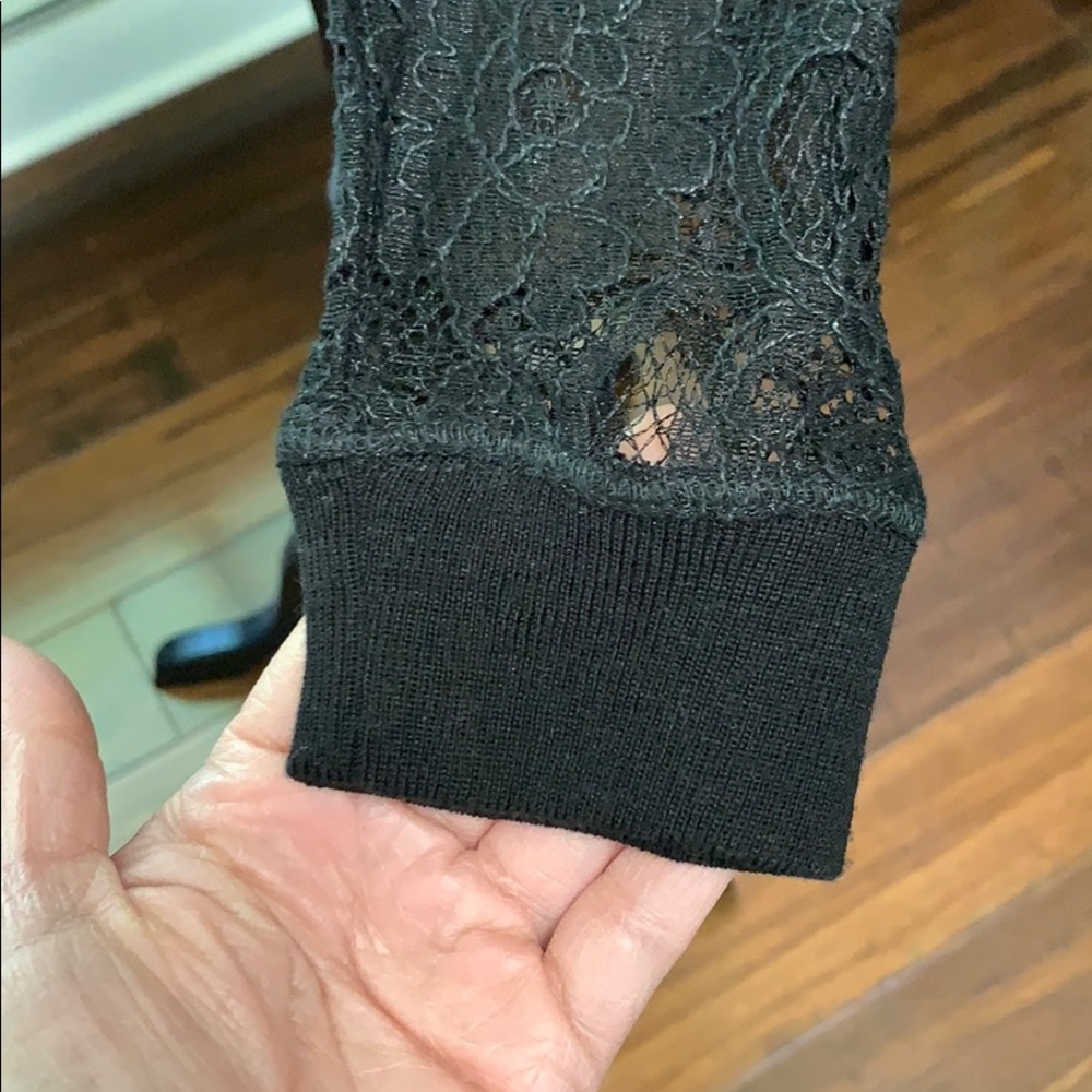 [ LOFT ] LACE TOP - Picture 6 of 9